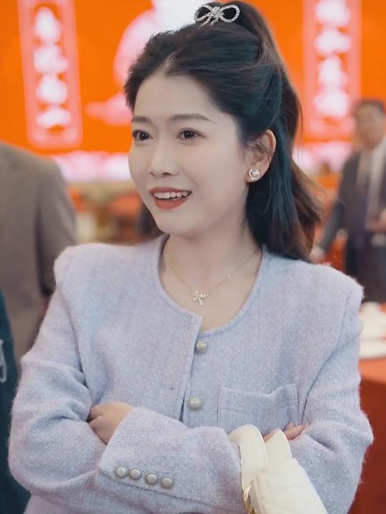 凤舞星河封面
