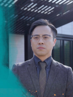 什么?我供你们离开大山,你们把我告上法庭封面