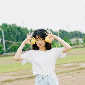 秘密婚约封面