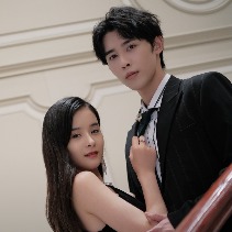 小妻吻上yin2封面