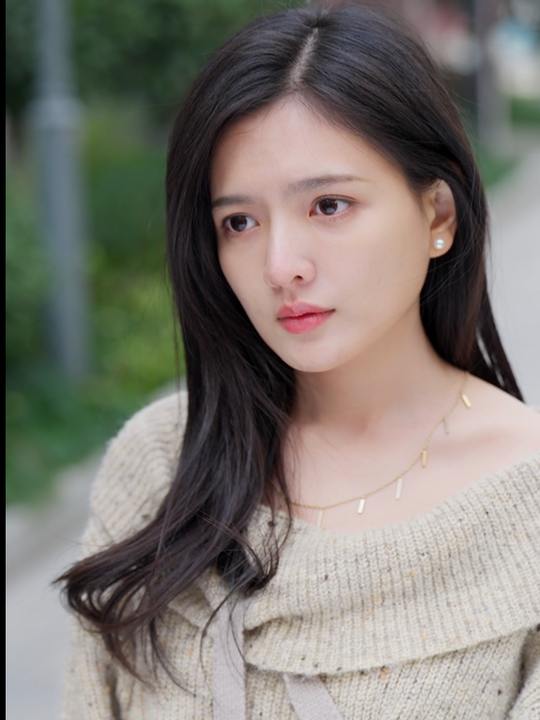 闪婚后丈夫马甲有点多封面