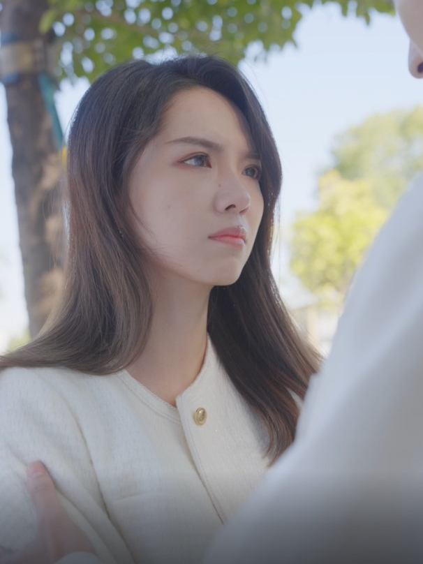 闪婚老公是头牌封面