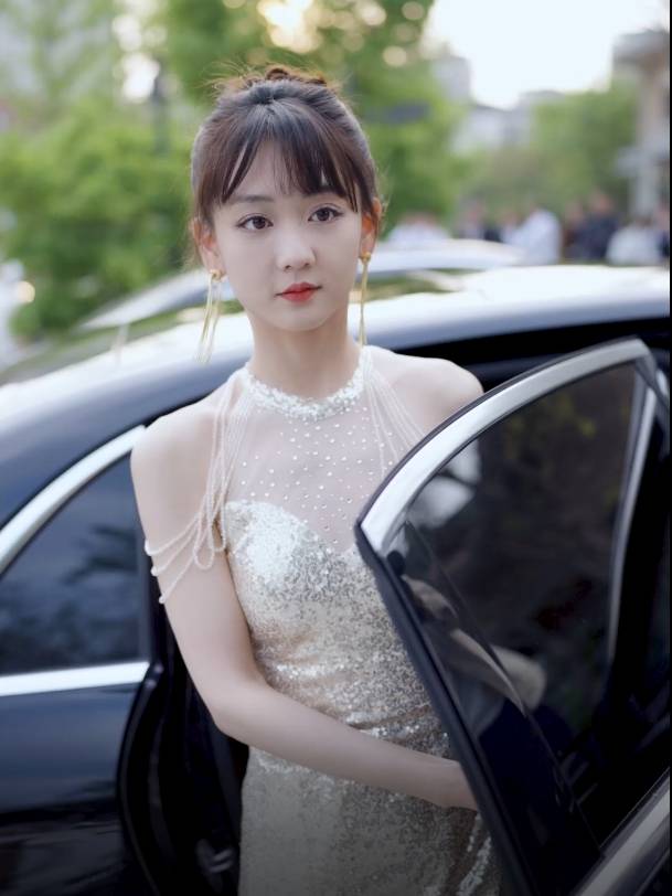 穿书后,真千金她翻天了封面