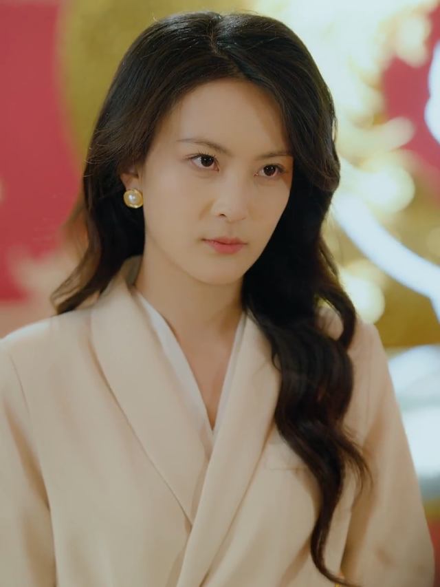 重生后我拒当垫脚石封面