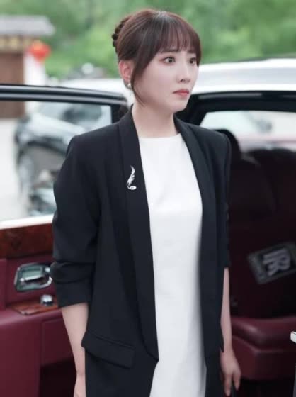 妈,女儿回来给你撑腰了!封面