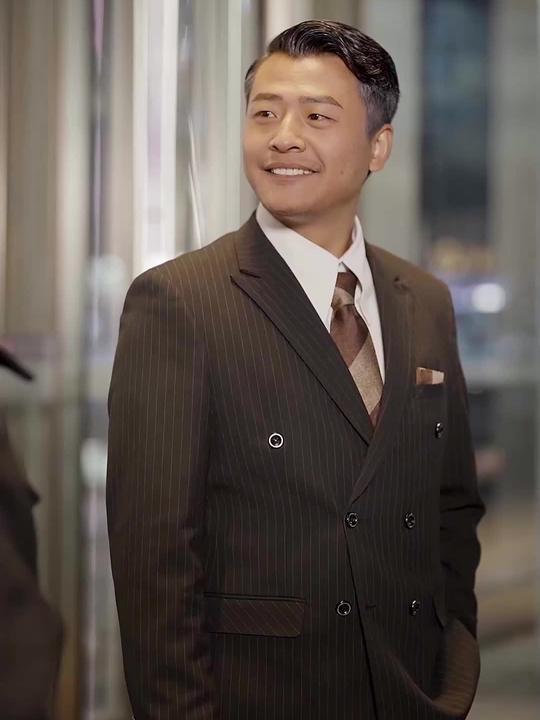 破产那日,我爸亮出了黑卡封面