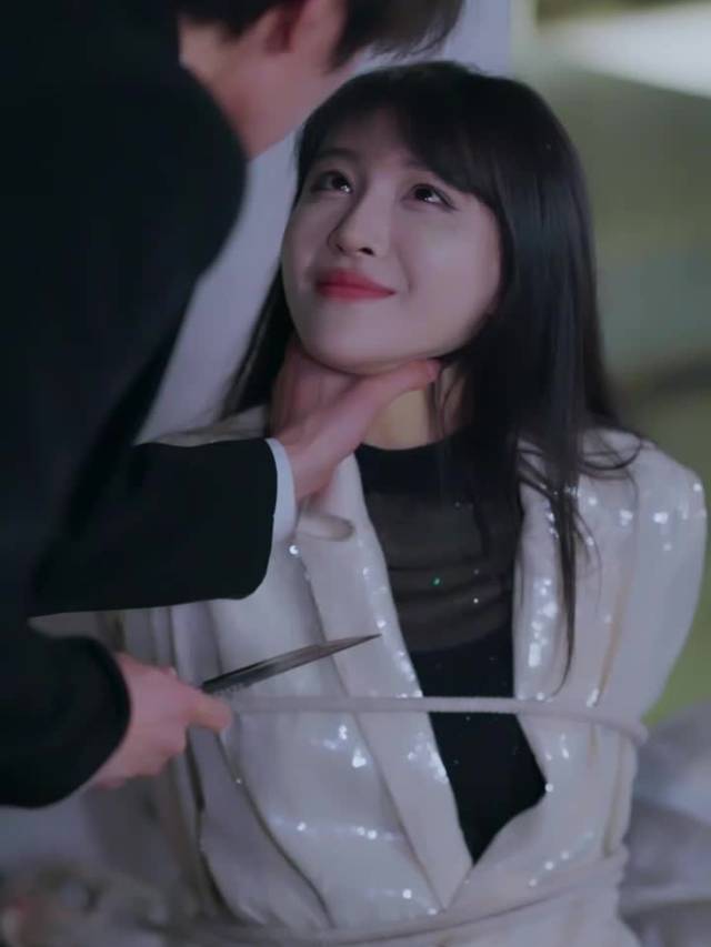从灰姑娘到真公主封面