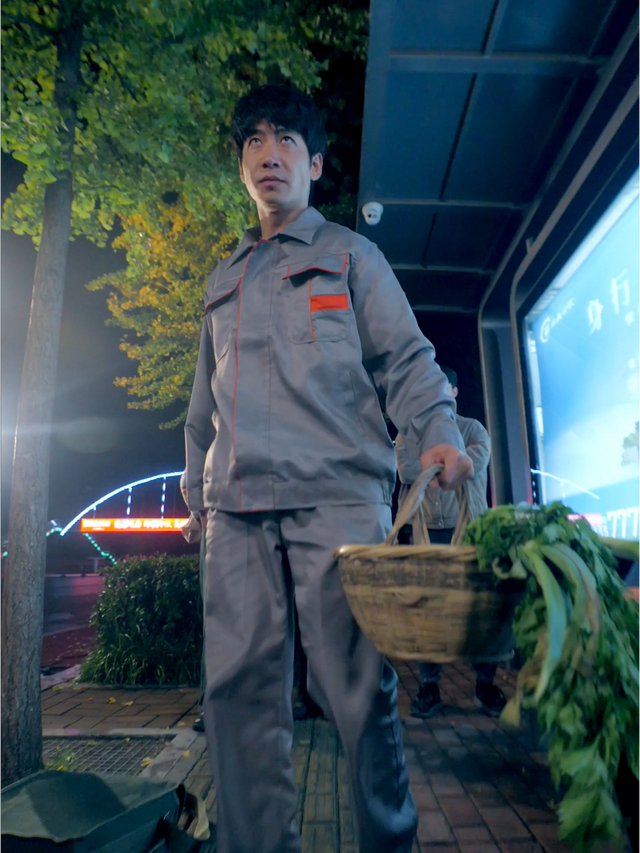 玉佩觉醒,命运逆转封面