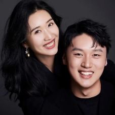 她们的婚姻封面