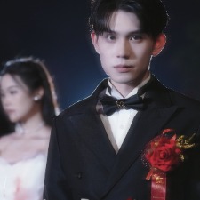重生后,虐文霸总拿了宠妻剧本封面