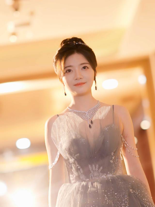 温柔的她封面